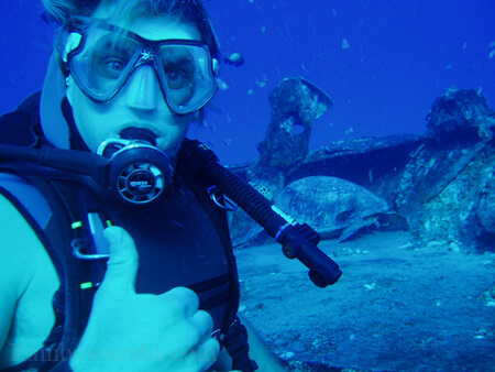 Scuba diving hawaii shark rainbowscuba -46